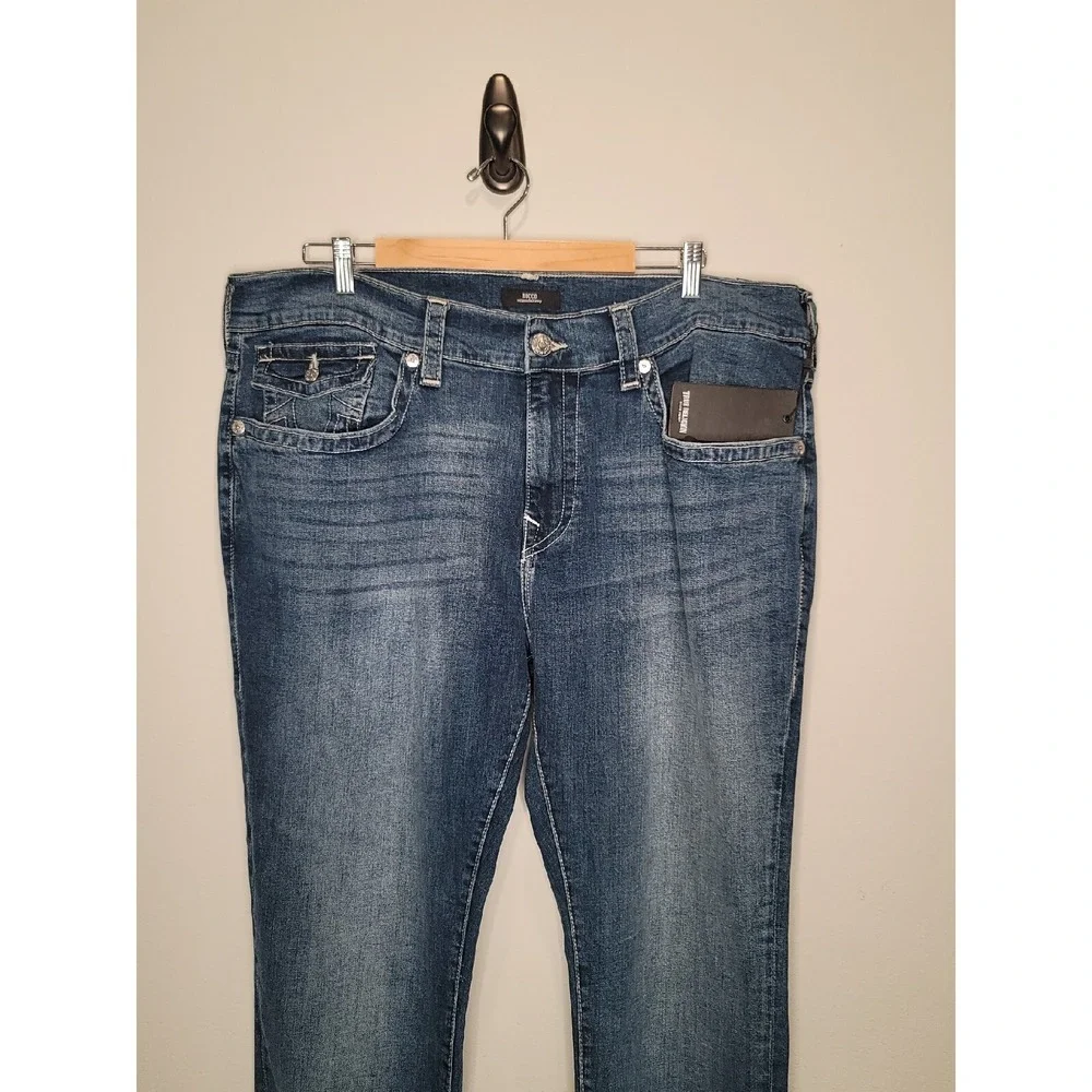 True Religion Men's Blue Rocco Dark Wash Relaxed Skinny Flap Jeans Size 40x33